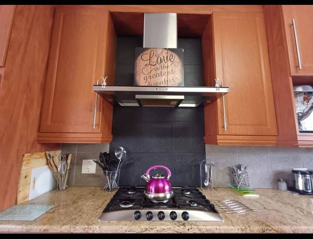 4 BEDROOM HOUSE FOR SALE IN LINMEYER
